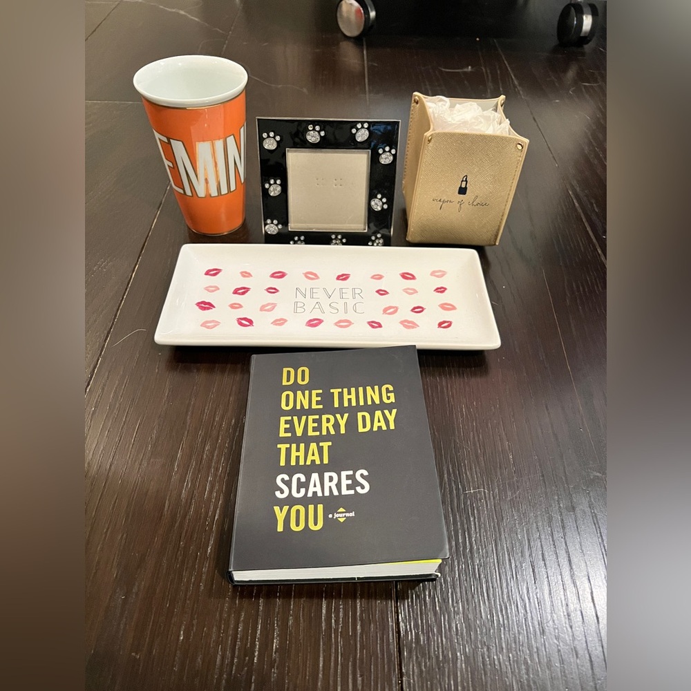 Lot of  5: Girl Boss Inspirational Book and Home Decor Set MSRP: $89+tax Retail